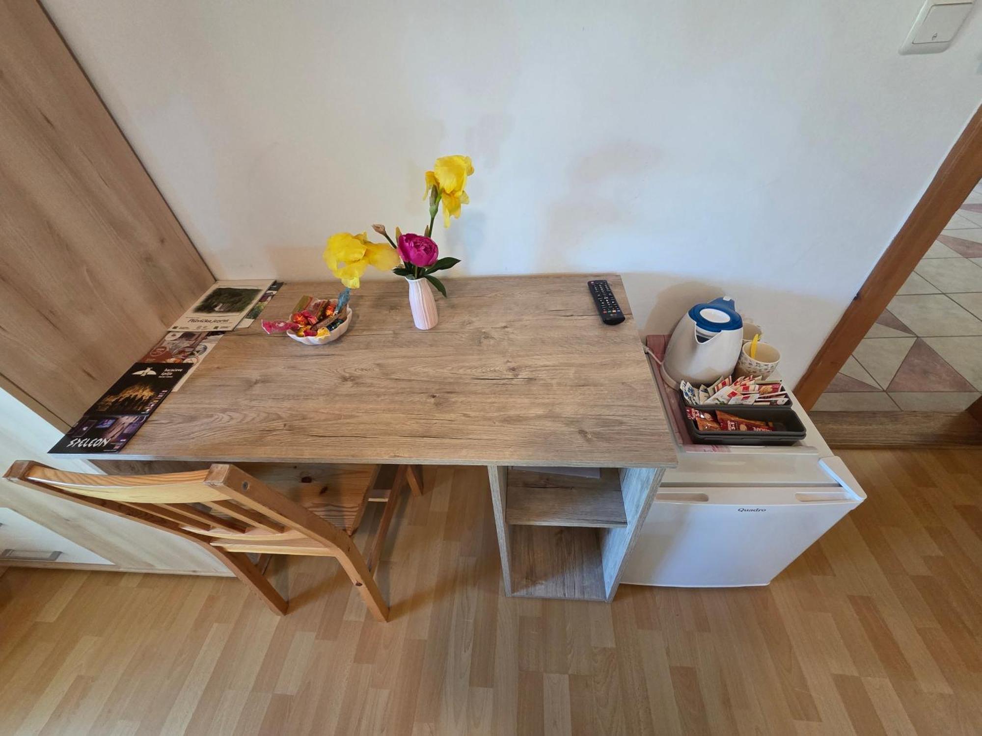Apartman & Sobe Orhideja Smoljanac Ngoại thất bức ảnh